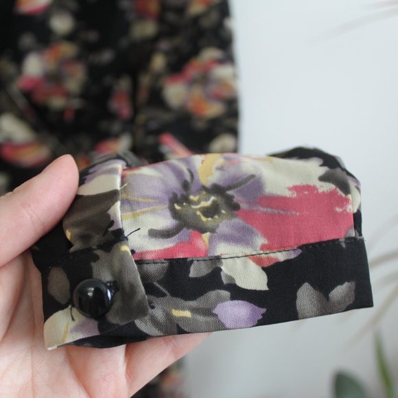 Dark floral longsleeve mini dress with waist tie (M) - Picture 3 of 6